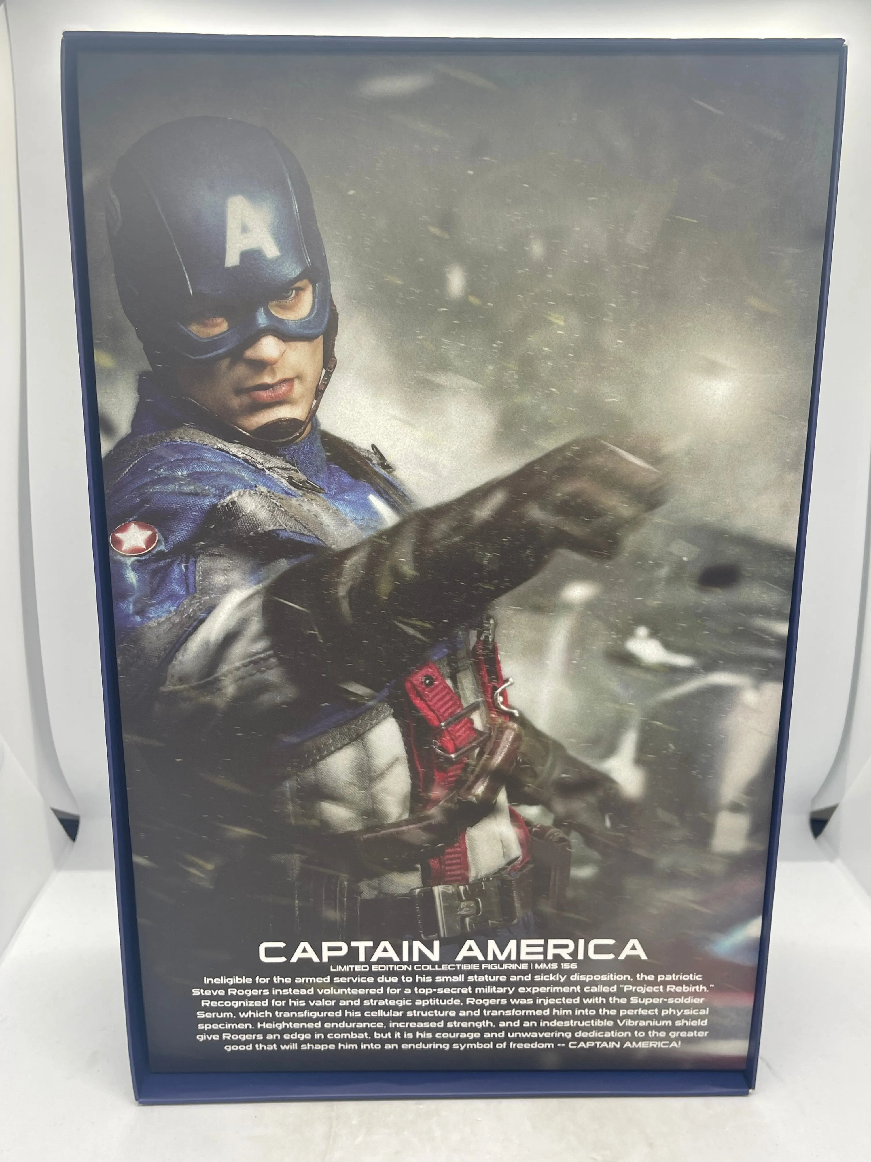 Captain America: The First Avenger - Captain America Limited Edition Collectible Figurine Hot Toy MMS 156