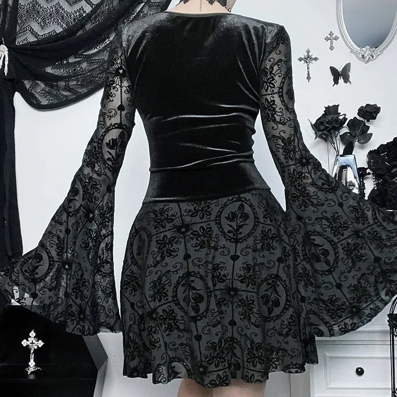 Dark Elegant Vintage Gothic Velvet Dresses Grunge Punk Style Flocked Bandage Flare Sleeve Party Dress