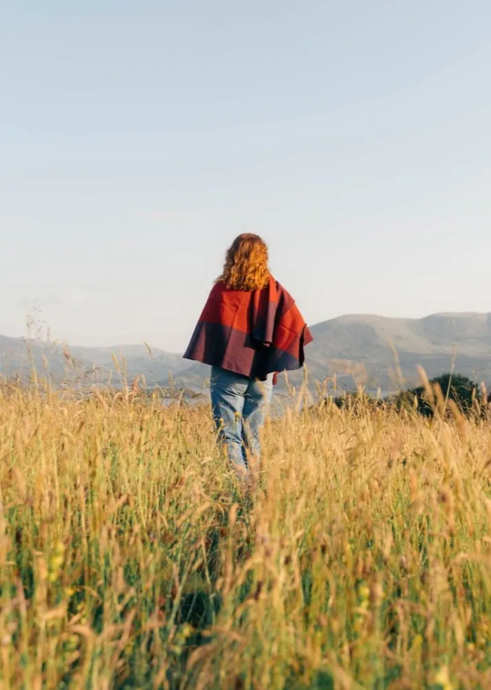 John Hanly Lambswool Cape | Rust Wine Block