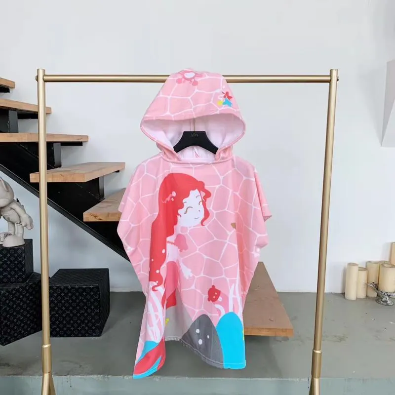 Large Children's Bath Towel Cape Reactive Printing Hooded Bathrobe Cloak Absorbent Wearable Bath Towels