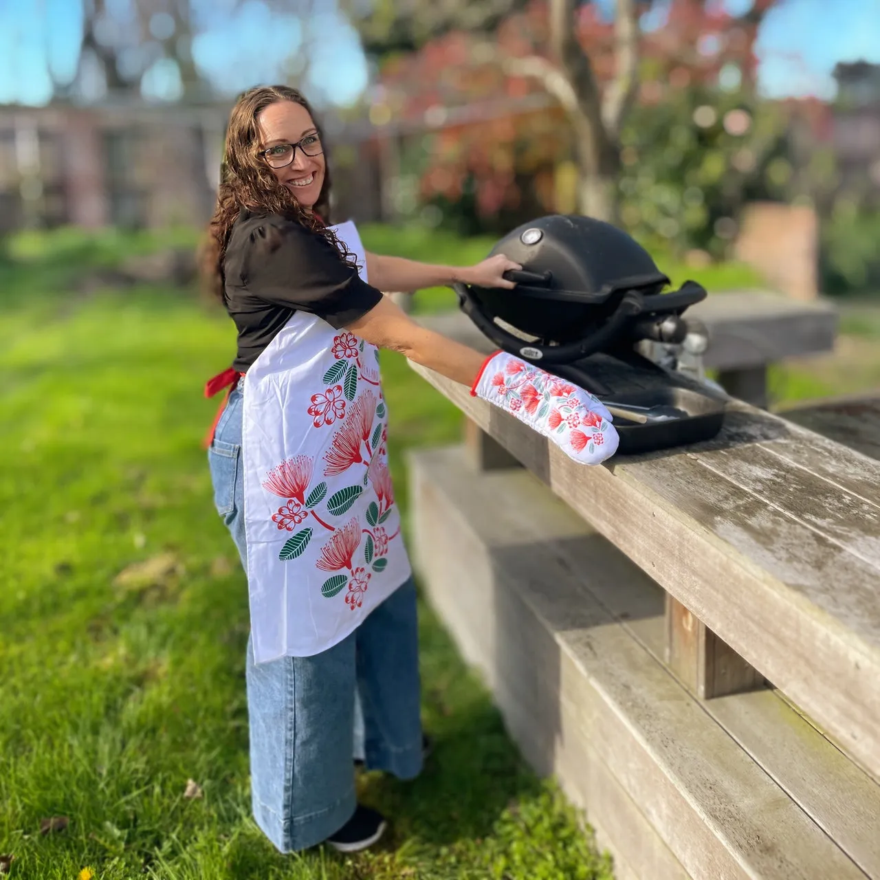 Pōhutukawa Cooking Apron