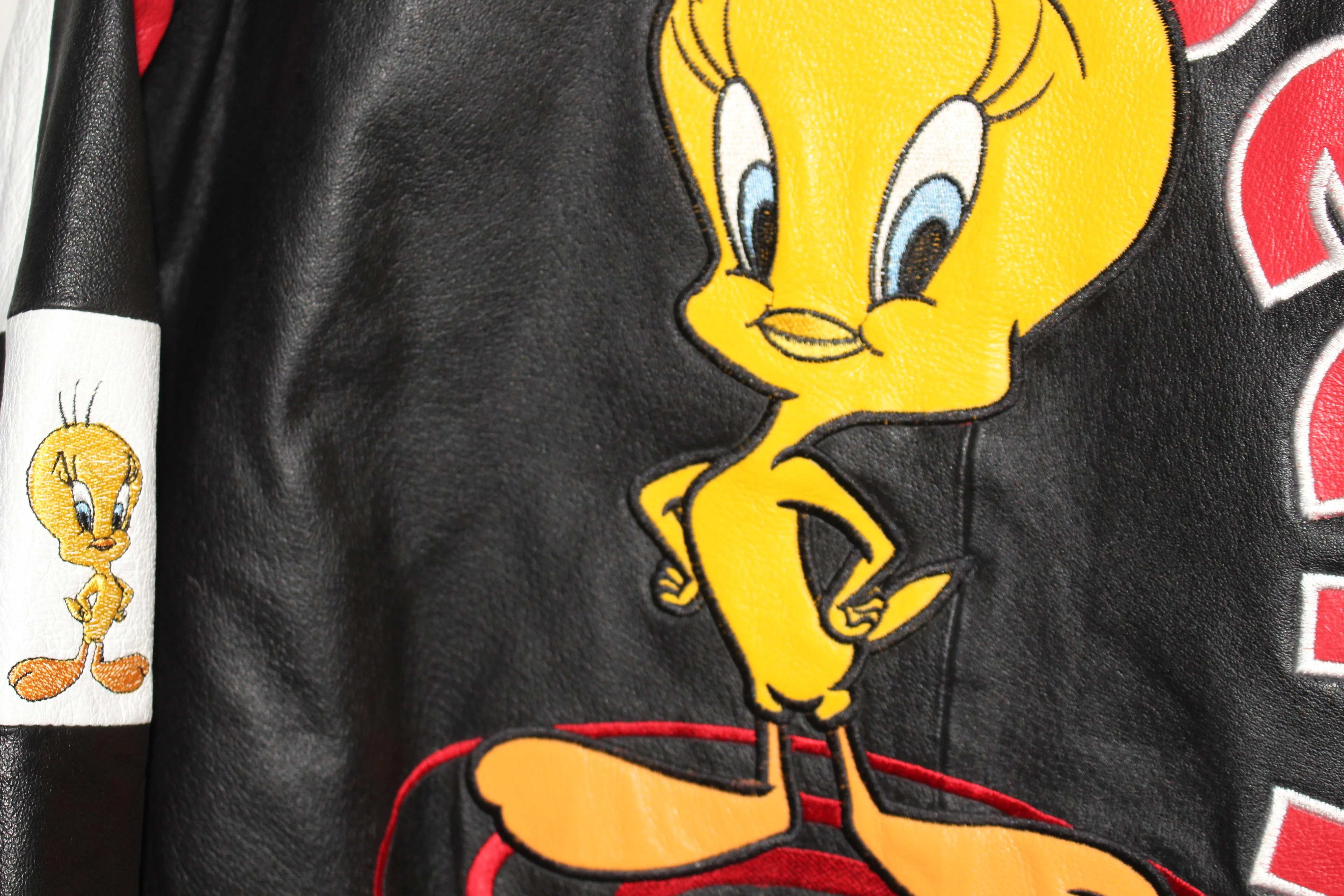 Rare Tweety Bird Looney Tunes Excelled Leather Jacket (XL)