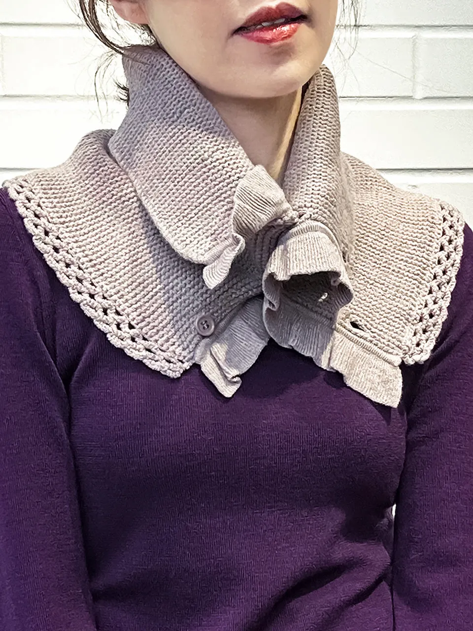 SPECIAL! Lilac Crochet-Trimmed Ruffle A-lined Neck Warmer