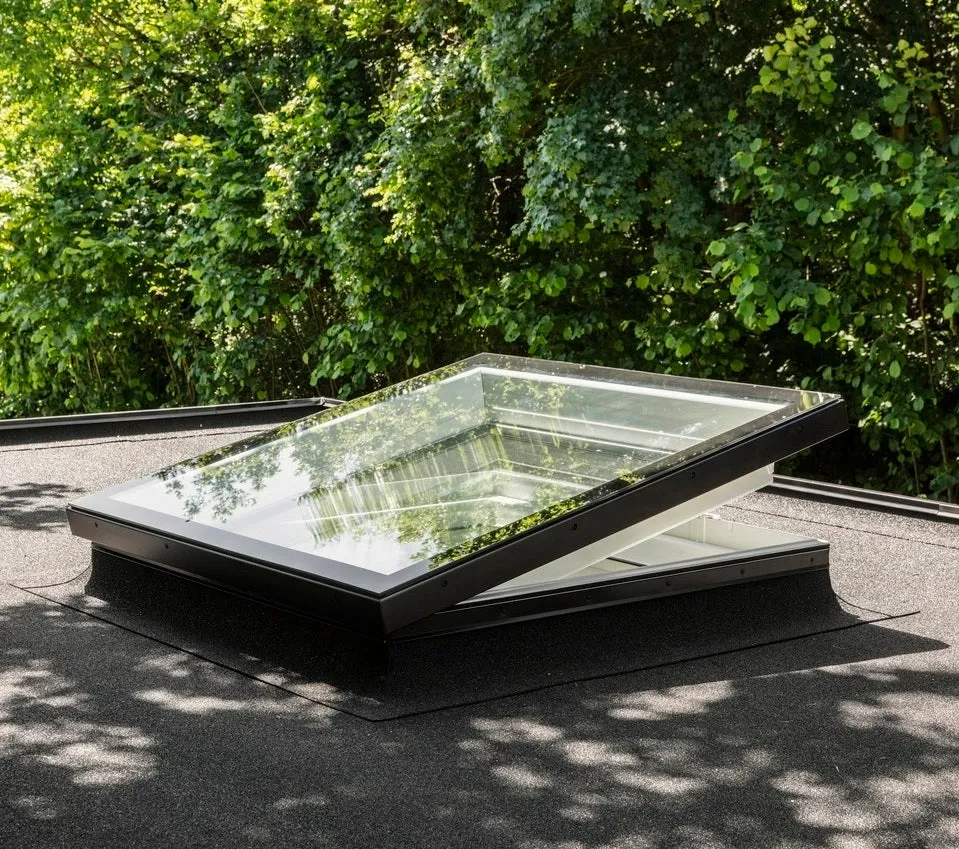 VELUX CVU 060060 S06Q SOLAR Powered Flat Glass Rooflight Package 60 x 60 cm (Including CVU Triple Glazed Base & ISU Flat Glass Top Cover)