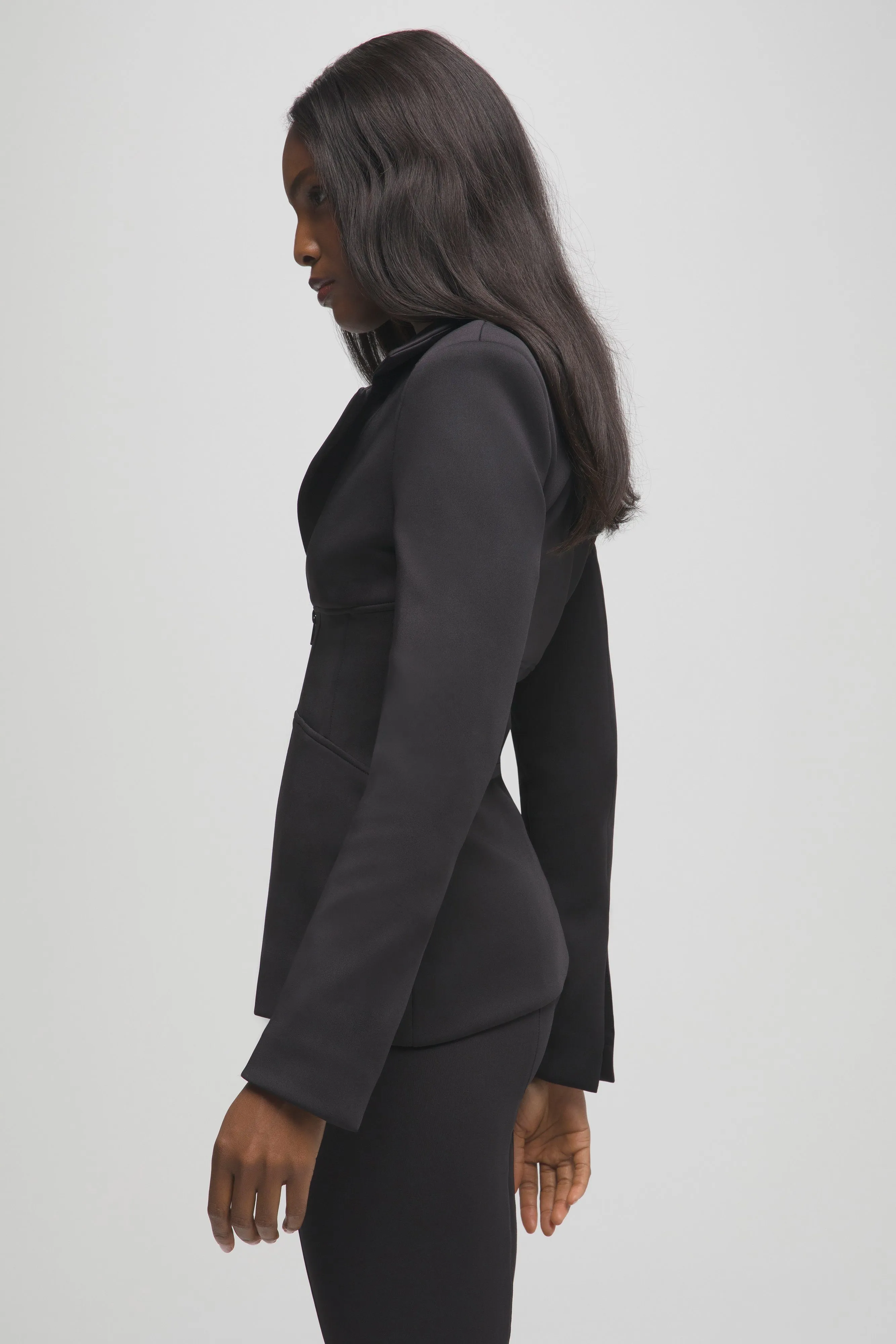 WELL FITTED BLAZER | BLACK001