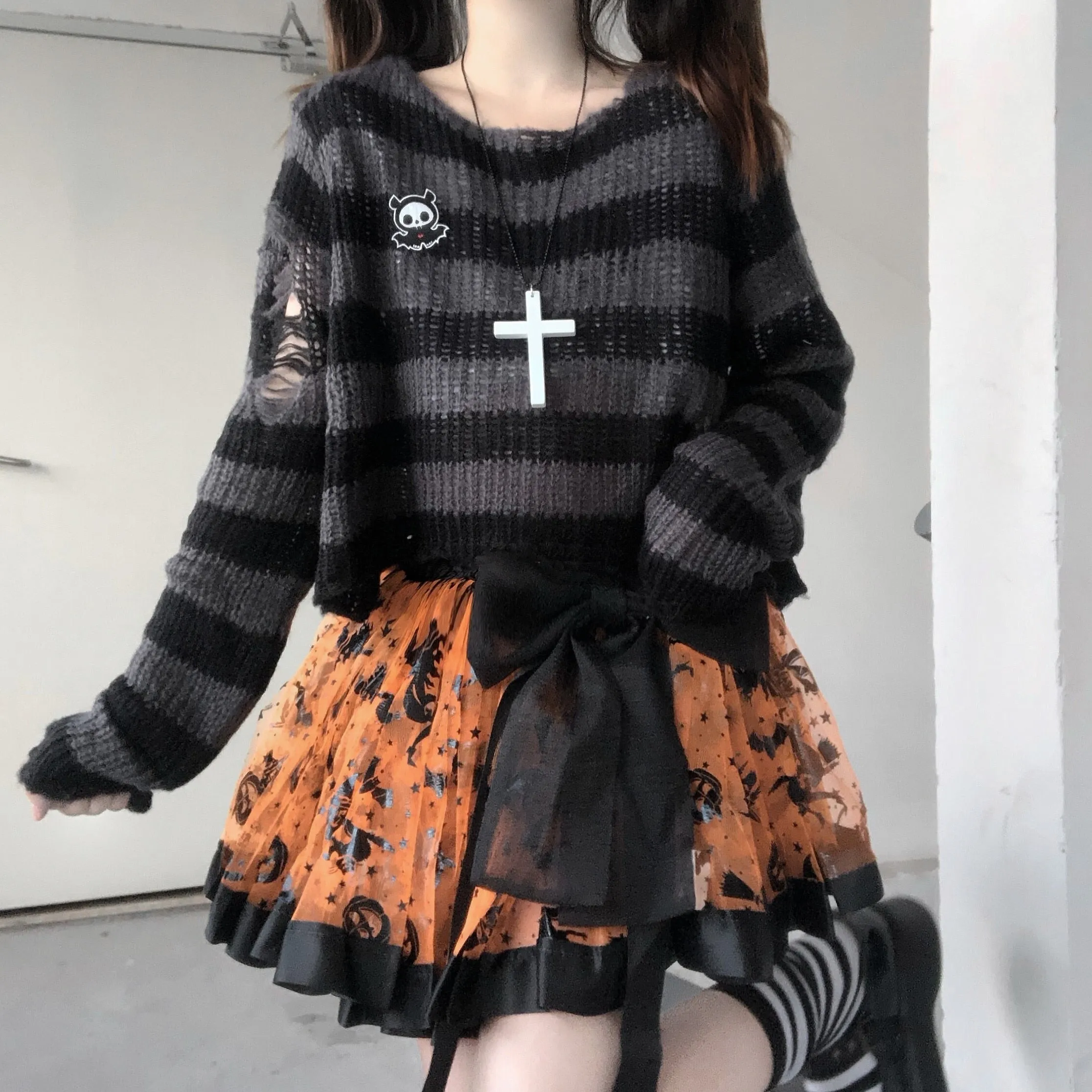 Wenkouban Pink Striped Gothic Sweaters Women Ripped Holes Loose Knitted Pullover Frayed Fairy Grunge Jumpers Emo Streetwear Lolita